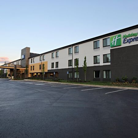 Holiday Inn Express Brentwood-South Cool Springs By Ihg Екстериор снимка