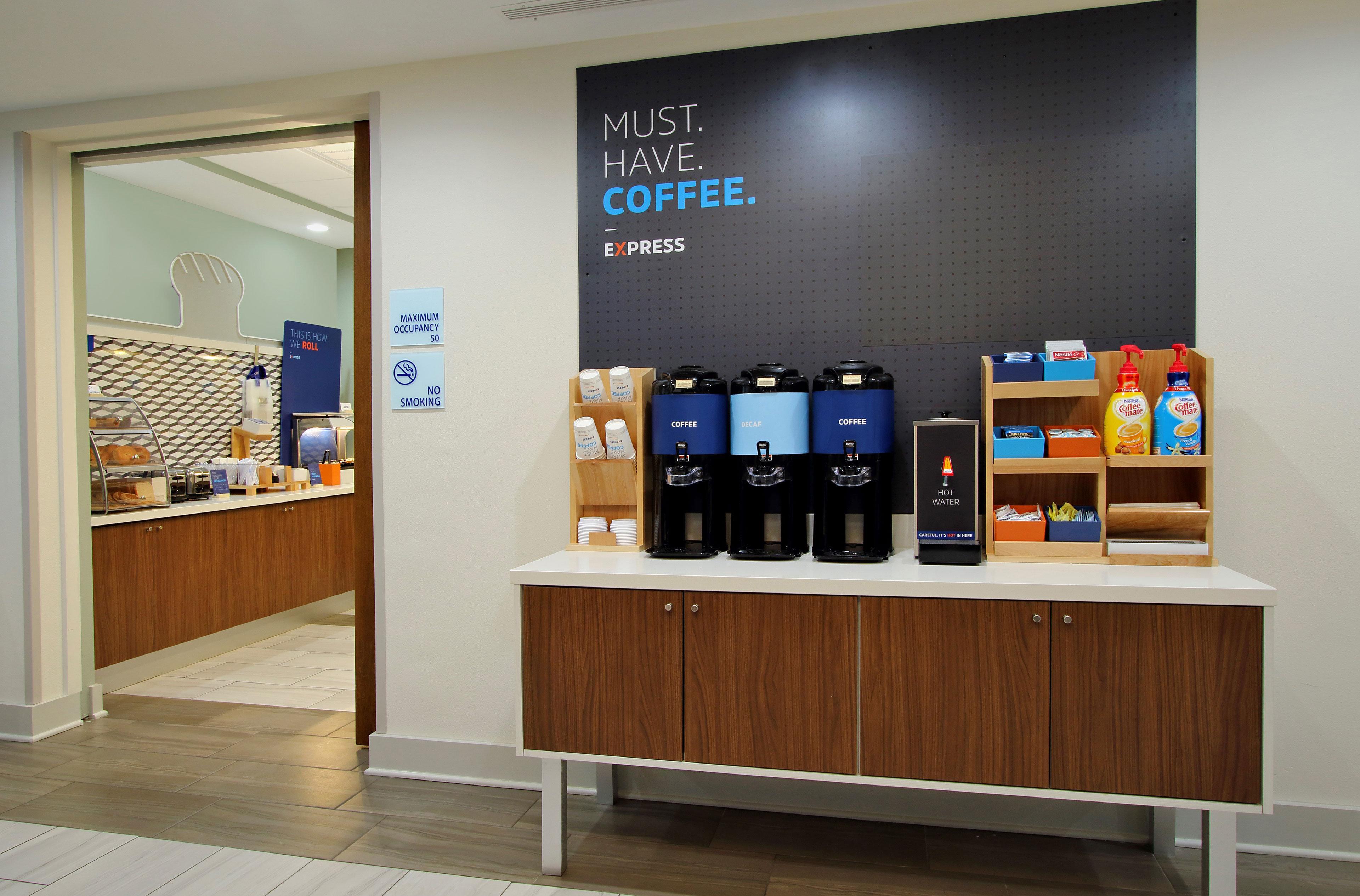 Holiday Inn Express Brentwood-South Cool Springs By Ihg Екстериор снимка
