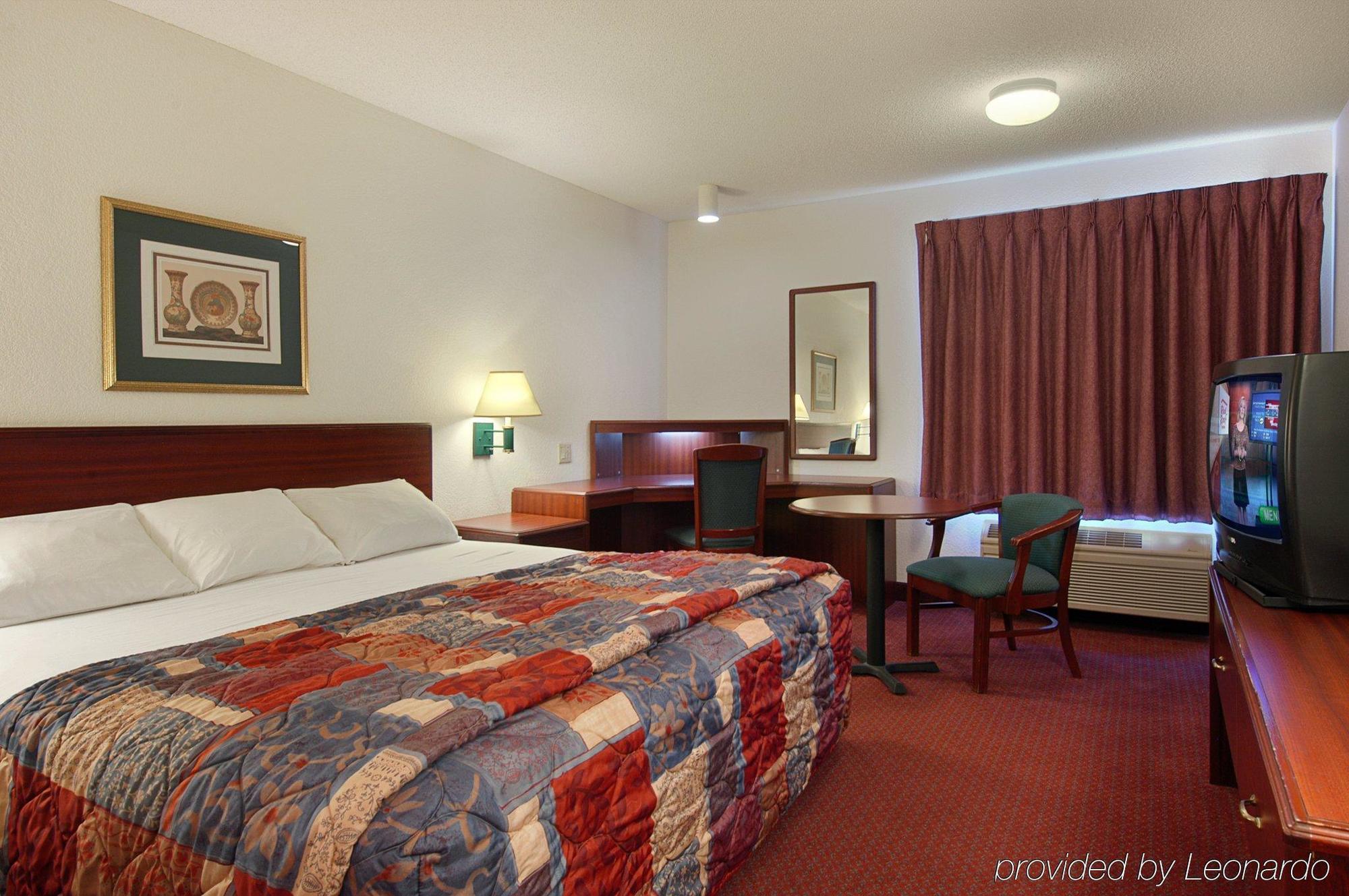 Holiday Inn Express Brentwood-South Cool Springs By Ihg Стая снимка